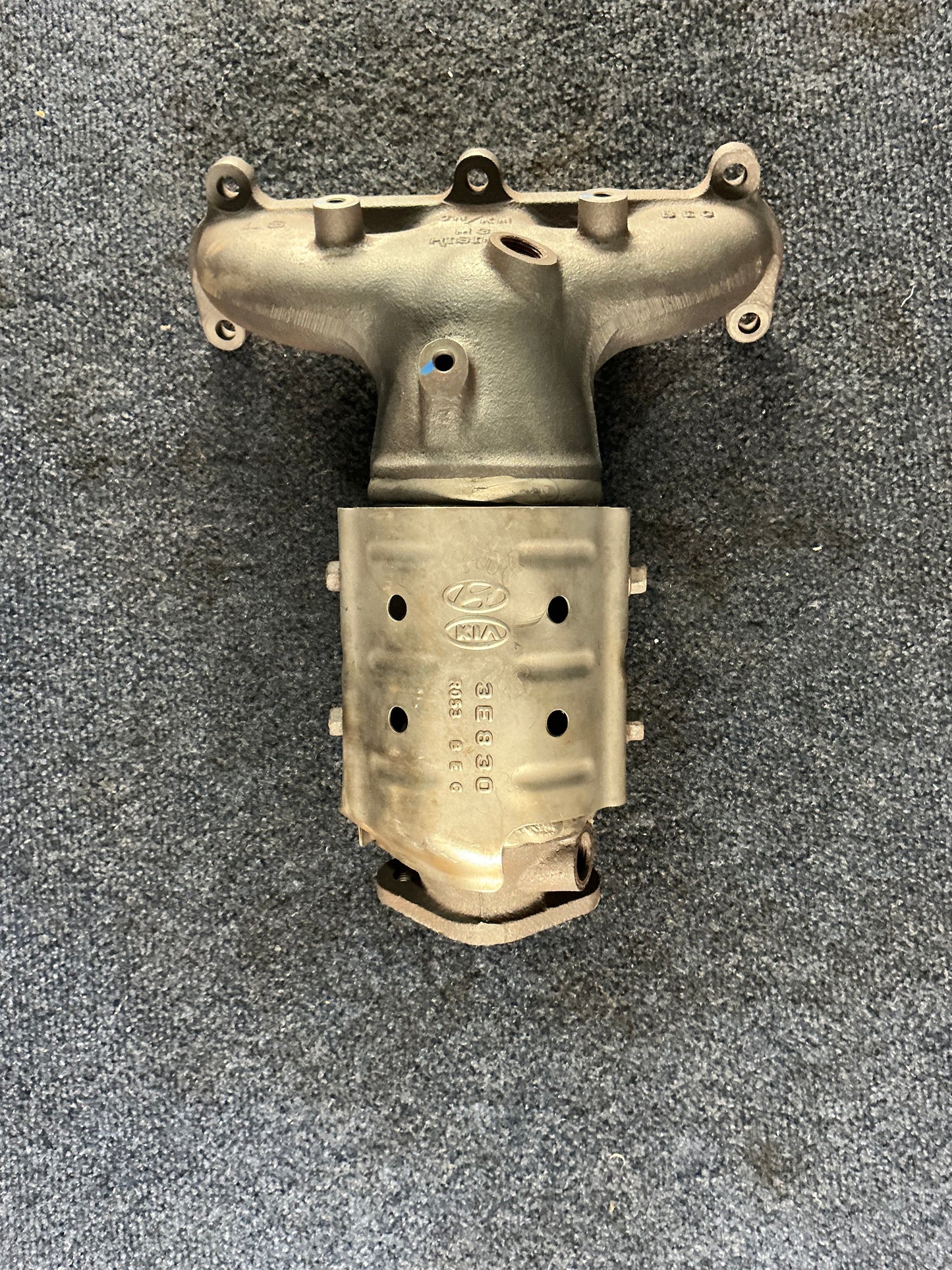 HYUNDAI/KIA Exhaust Manifold OEM PN 285103E830 EPA Code ACX