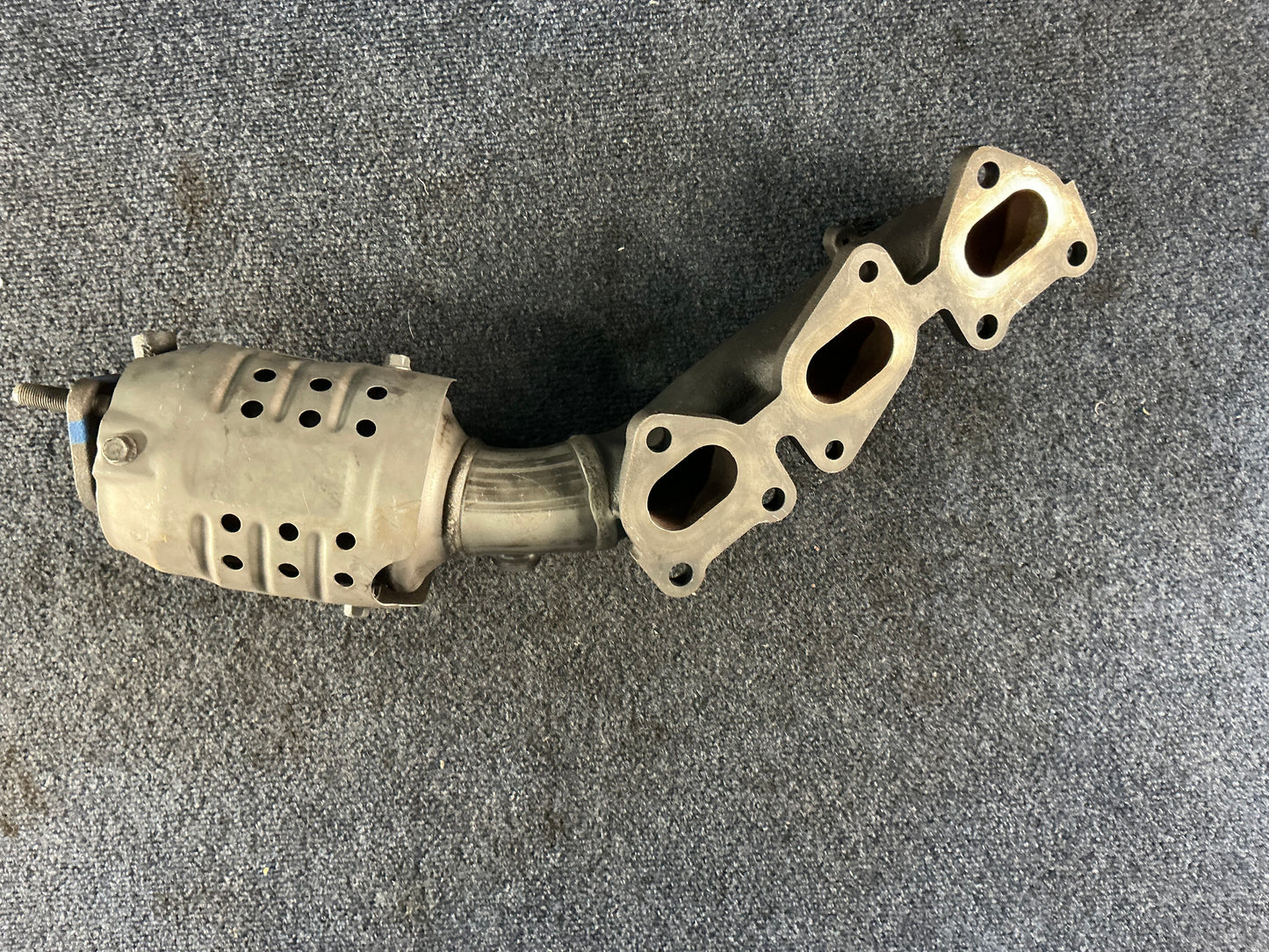 HYUNDAI/KIA Exhaust Manifold OEM PN 285103C820 EPA Code ACX