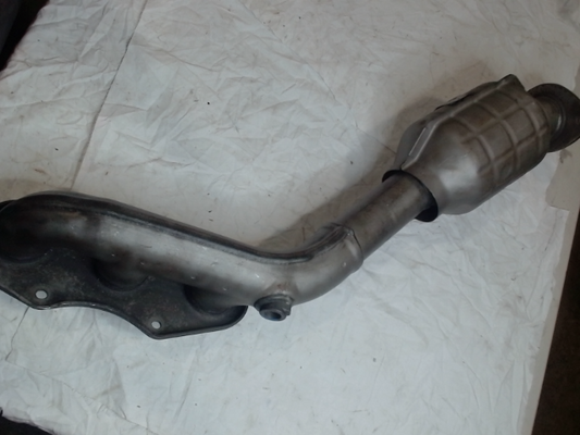 Right, Catalytic Converter with Integrated Exhaust Manifold