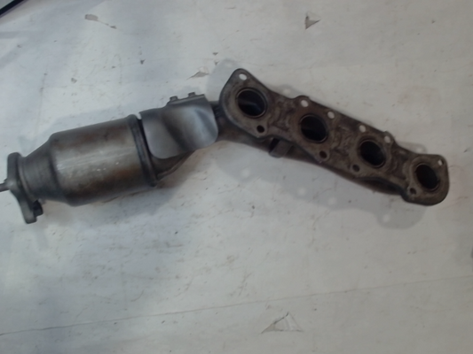 Left, Catalytic Converter with Integrated Exhaust Manifold