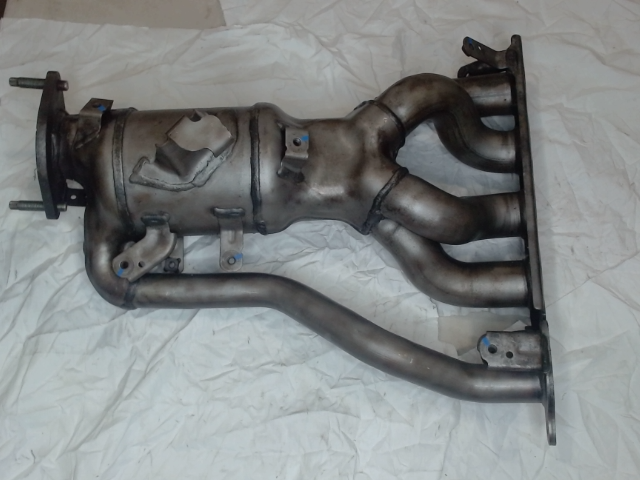 Catalytic Converter with Integrated Exhaust Manifold, Exc.Japan Built