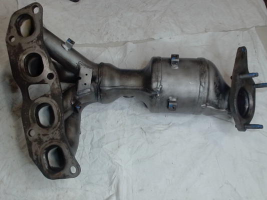 Catalytic Converter with Integrated Exhaust Manifold, Federal