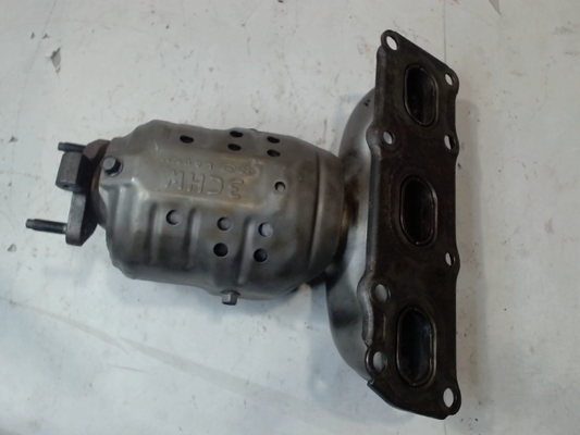 Left, Catalytic Converter with Integrated Exhaust Manifold