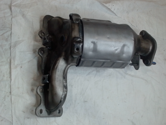 Left, Catalytic Converter with Integrated Exhaust Manifold