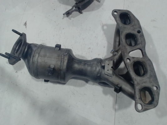 Catalytic Converter with Integrated Exhaust Manifold, Federal