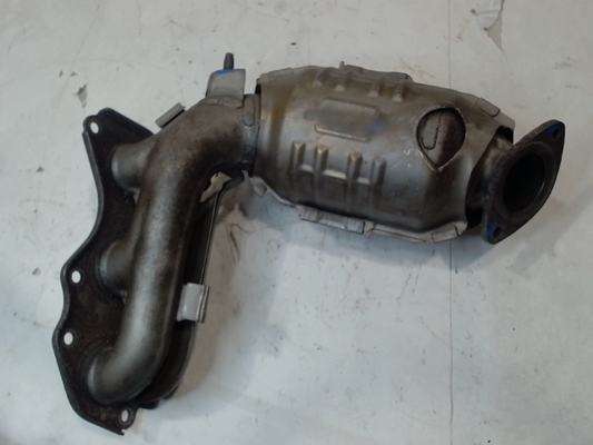 Right, Catalytic Converter with Integrated Exhaust Manifold