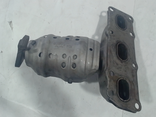Left, Catalytic Converter with Integrated Exhaust Manifold
