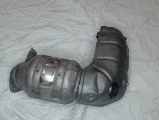 Left, Catalytic Converter with Integrated Exhaust Manifold