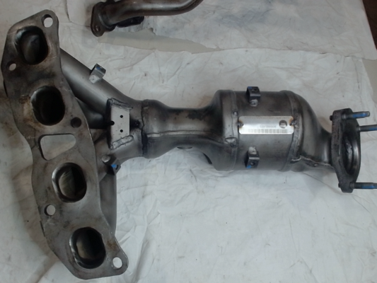 Catalytic Converter with Integrated Exhaust Manifold, Federal