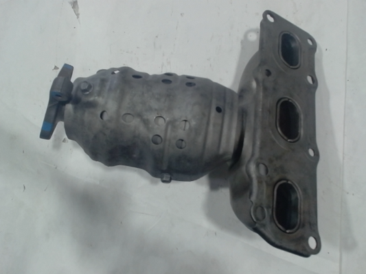 Left, Catalytic Converter with Integrated Exhaust Manifold