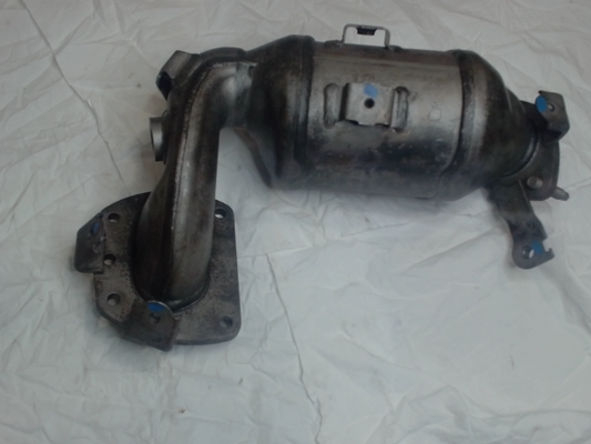 Left, Catalytic Converter with Integrated Exhaust Manifold