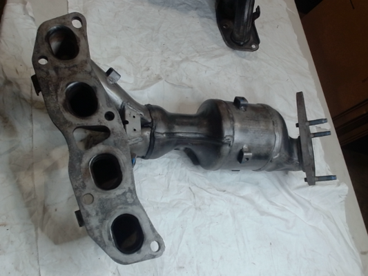 Catalytic Converter with Integrated Exhaust Manifold, Federal