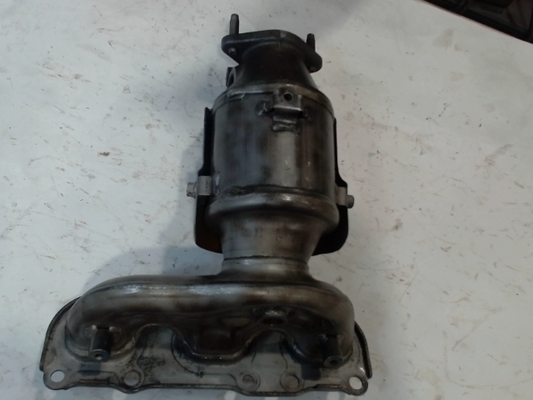 Right, Catalytic Converter with Integrated Exhaust Manifold, AWD