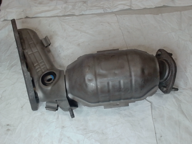 Right, Catalytic Converter with Integrated Exhaust Manifold, from 05/2012