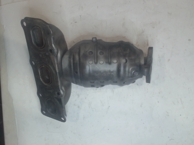 Left, Catalytic Converter with Integrated Exhaust Manifold, AWD