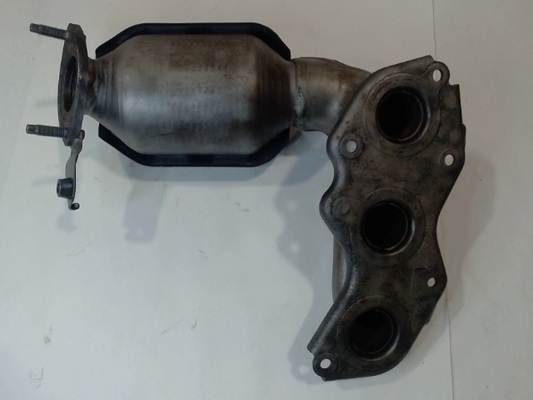 Left, Catalytic Converter with Integrated Exhaust Manifold