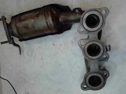 Left, Catalytic Converter with Integrated Exhaust Manifold