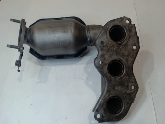 Left, Catalytic Converter with Integrated Exhaust Manifold