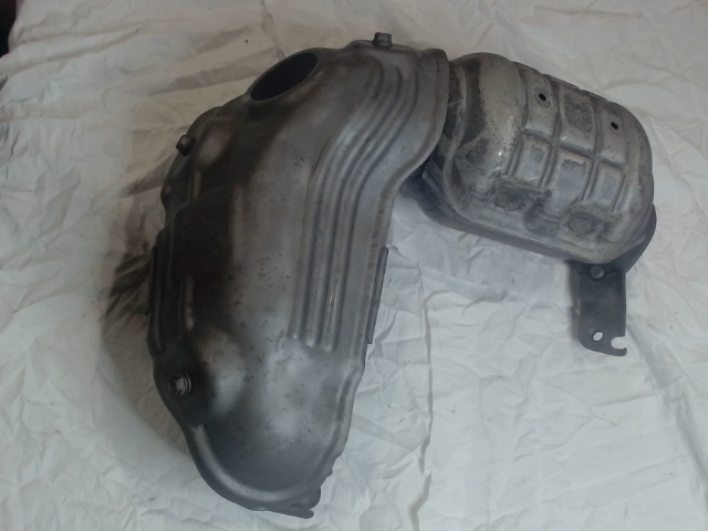 Left, Catalytic Converter with Integrated Exhaust Manifold