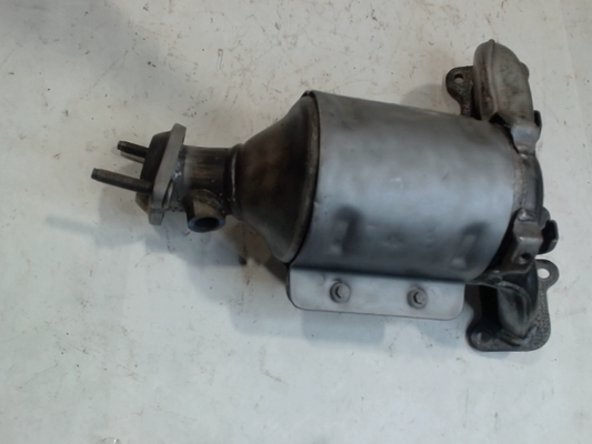 Right, Catalytic Converter with Integrated Exhaust Manifold