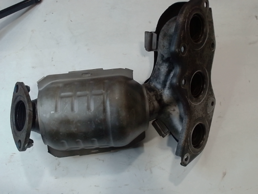 Right, Catalytic Converter with Integrated Exhaust Manifold, Japan Built Part, To 08/2010