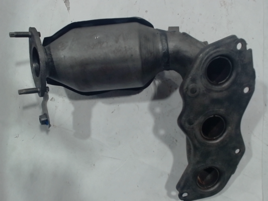 Left, Catalytic Converter with Integrated Exhaust Manifold
