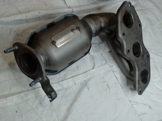 Left, Catalytic Converter with Integrated Exhaust Manifold