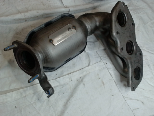 Left, Catalytic Converter with Integrated Exhaust Manifold