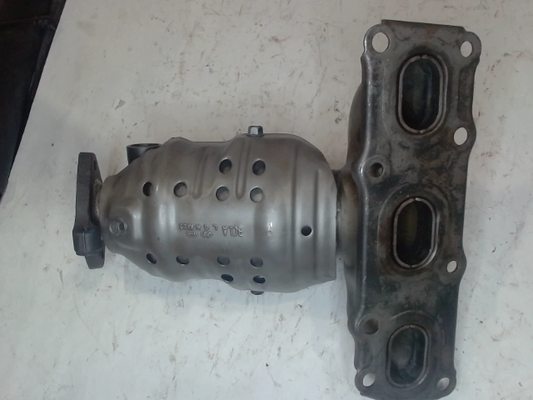 Left, Catalytic Converter with Integrated Exhaust Manifold