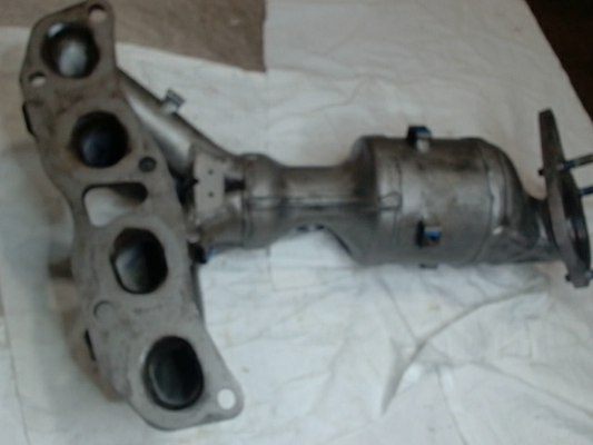 Catalytic Converter with Integrated Exhaust Manifold, Federal