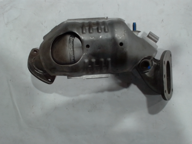 Right, Catalytic Converter with Integrated Exhaust Manifold