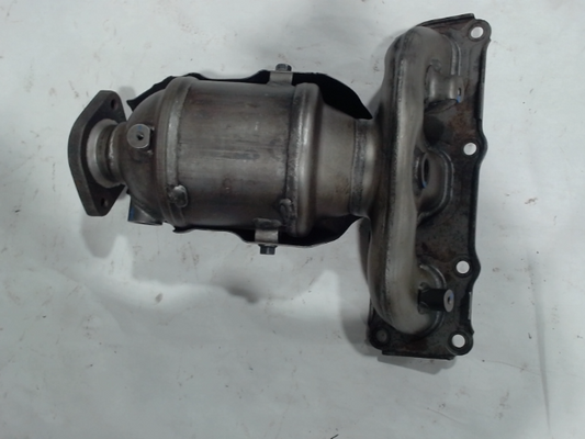 Left, Catalytic Converter with Integrated Exhaust Manifold, AWD