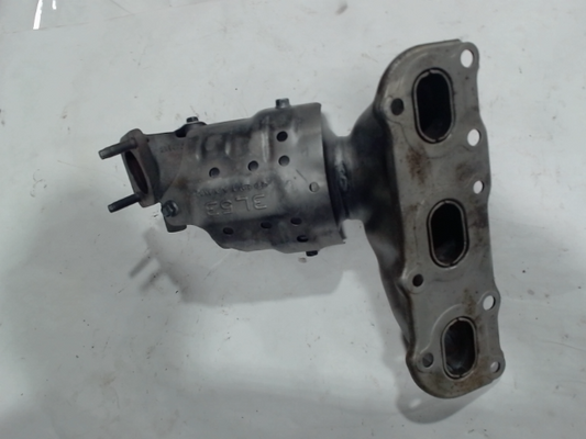 Right, Catalytic Converter with Integrated Exhaust Manifold, AWD