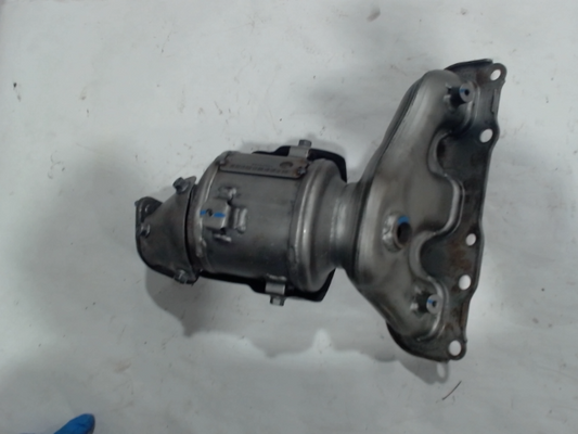 Right, Catalytic Converter with Integrated Exhaust Manifold, AWD