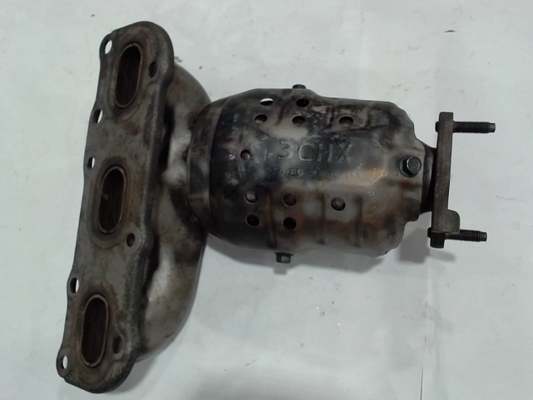 Right, Catalytic Converter with Integrated Exhaust Manifold