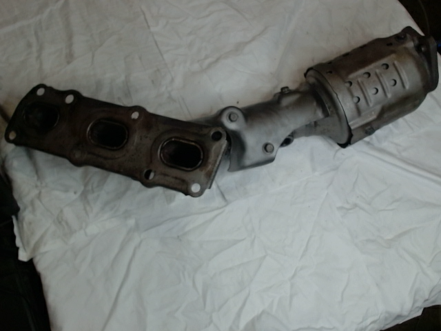 Left, Catalytic Converter with Integrated Exhaust Manifold