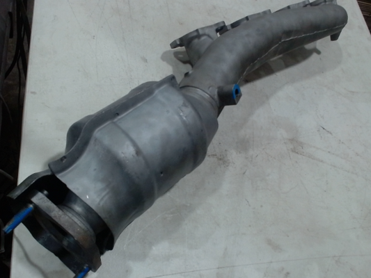 Left, Catalytic Converter with Integrated Exhaust Manifold