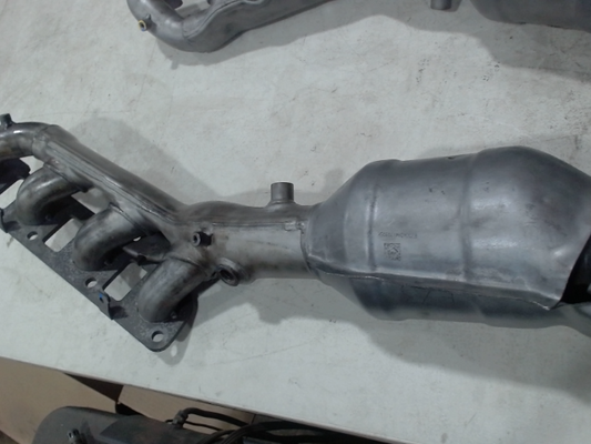 Right, Catalytic Converter with Integrated Exhaust Manifold