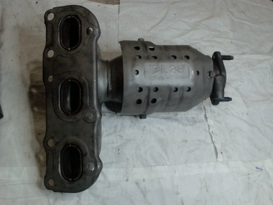 Right, Catalytic Converter with Integrated Exhaust Manifold