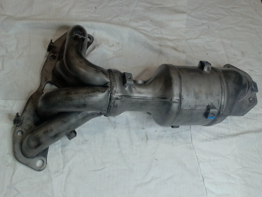 Catalytic Converter with Integrated Exhaust Manifold, USA built