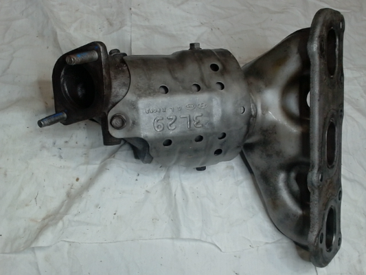 Right, Catalytic Converter with Integrated Exhaust Manifold