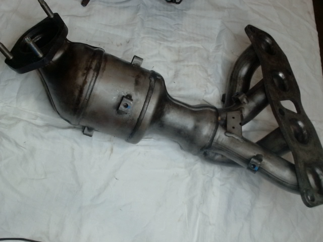 Catalytic Converter with Integrated Exhaust Manifold, Federal
