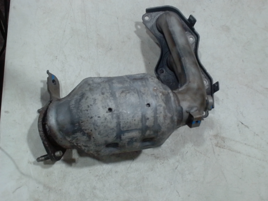 Left, Catalytic Converter with Integrated Exhaust Manifold
