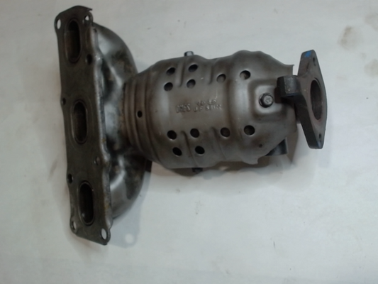 Left, Catalytic Converter with Integrated Exhaust Manifold