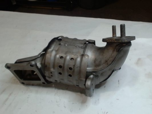 Catalytic Converter with Integrated Exhaust Manifold, 2.5 LITER W/O TURBO