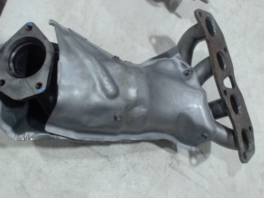 Catalytic Converter with Integrated Exhaust Manifold, USA built
