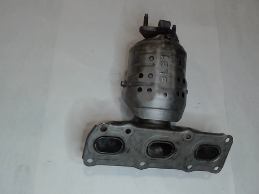 Left, Catalytic Converter with Integrated Exhaust Manifold