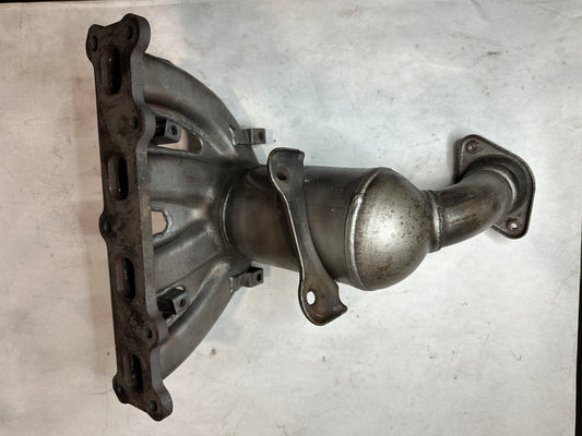 Exhaust And Catalytic Converter Manifold