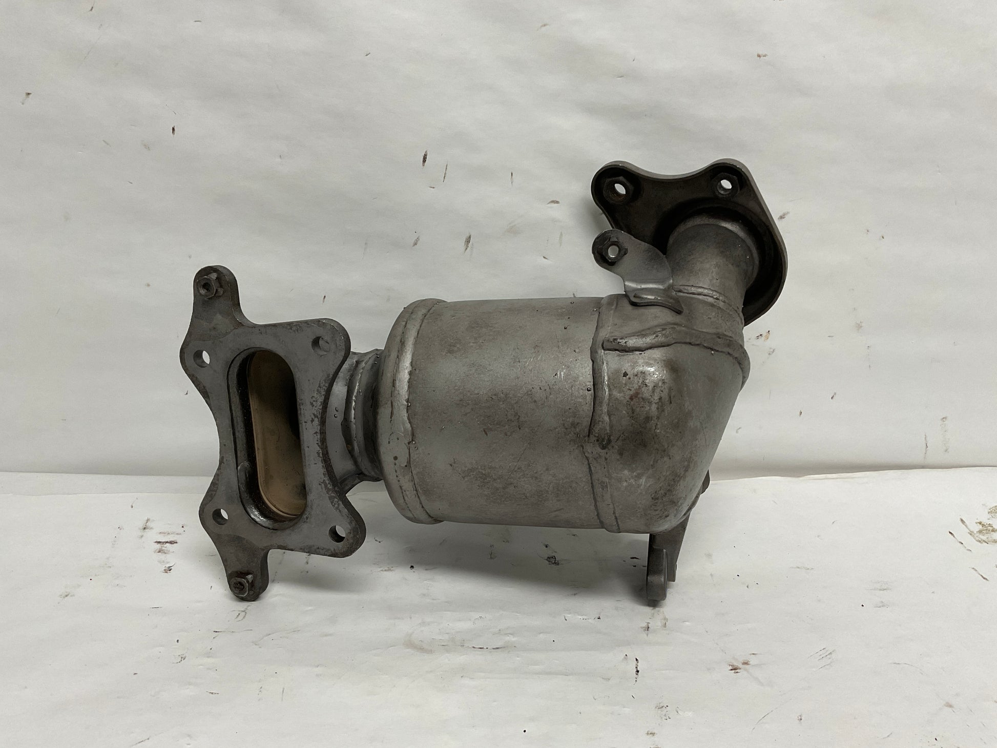 	18190-RP3-A10
Other Names:	Exhaust Manifold, Converter Cc
Description:	
Fit. Upper.