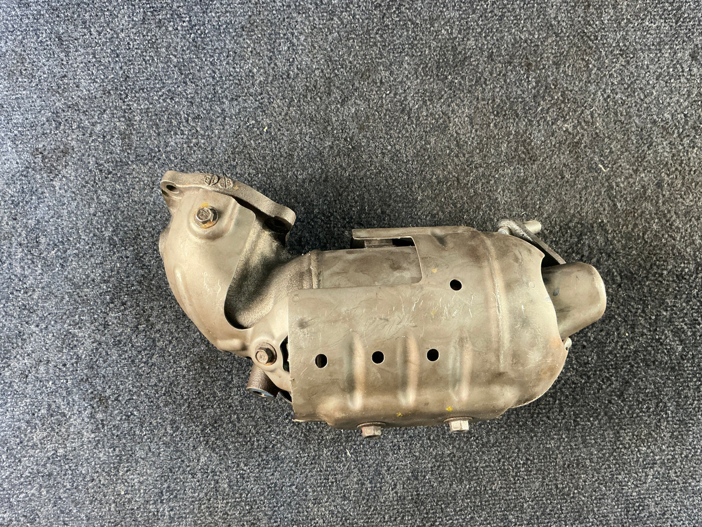 HYUNDAI/KIA Exhaust Manifold OEM PN 285302BAC0 EPA Code ACX